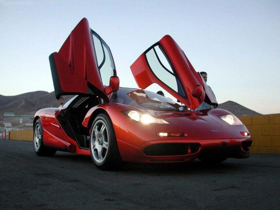  McLaren F1 1993 года  (фото 40 из 76)